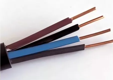 Quali sono i materiali isolanti utilizzati nei cavi di controllo isolati in plastica?